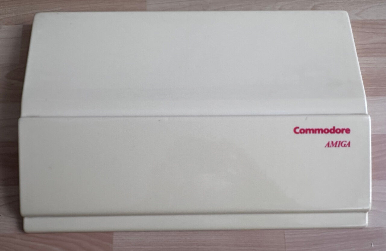 Dust Cover / Cover for Commodore Amiga 500 Or A500 Top - #04 24