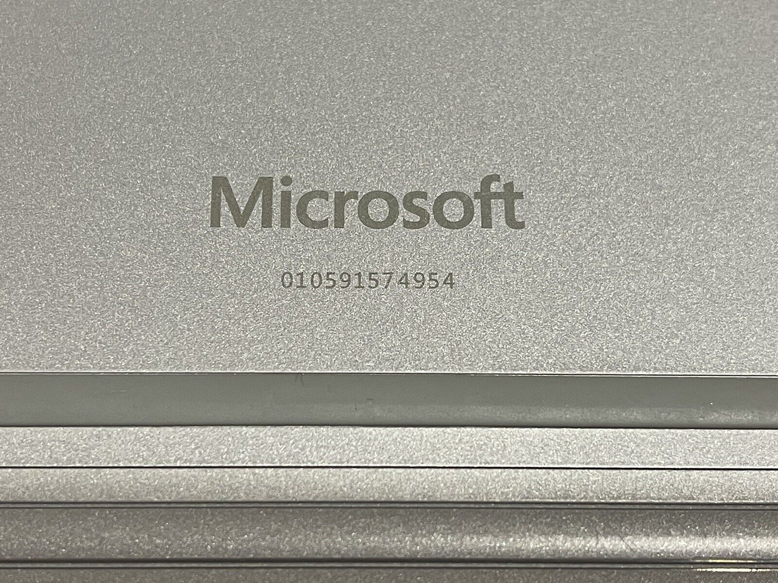 Genuine 15” Microsoft Surface Book 2 Performance Base 1813 NVidia 1060