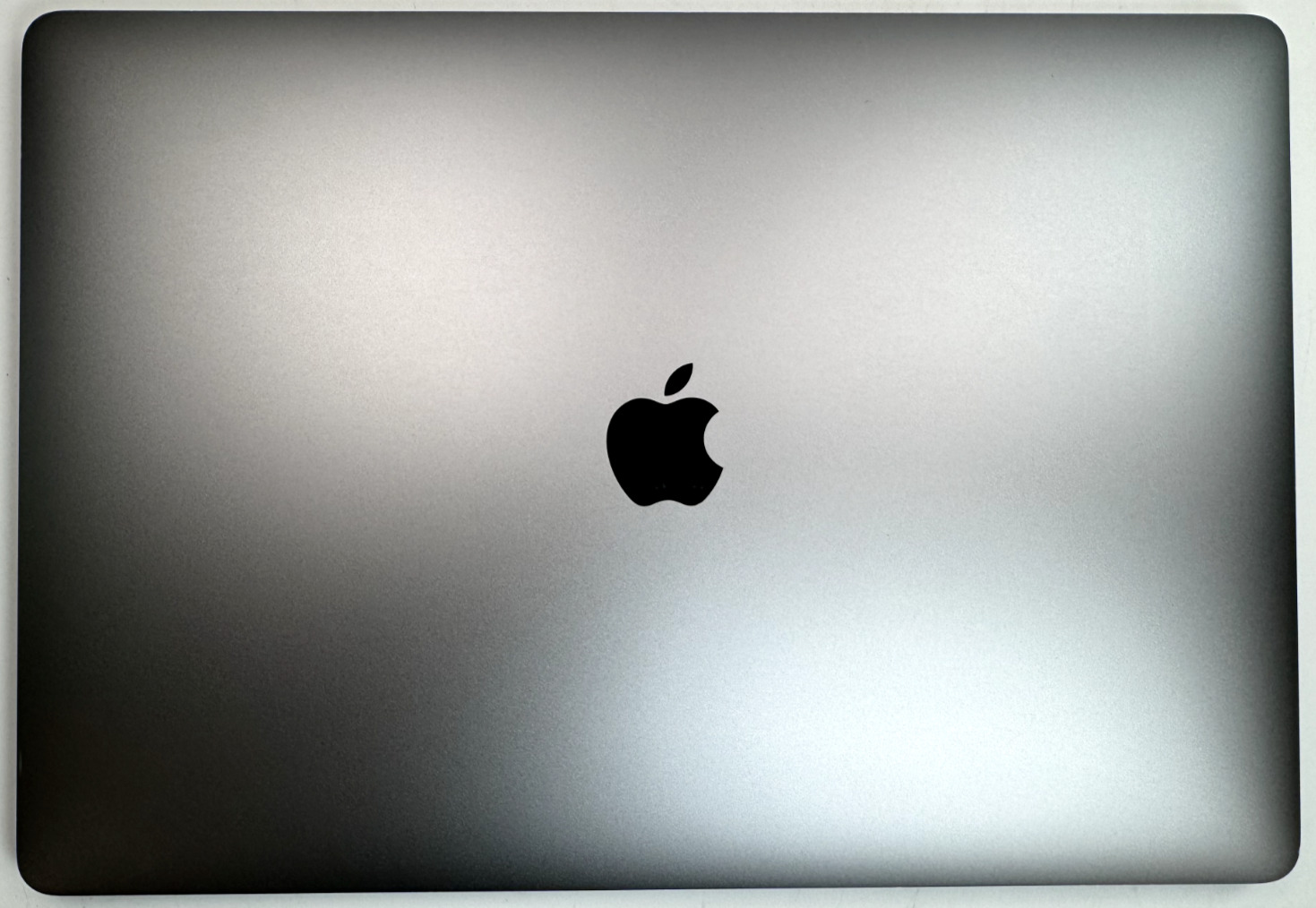 ✅ GRADE A+ Apple MacBook Pro 15
