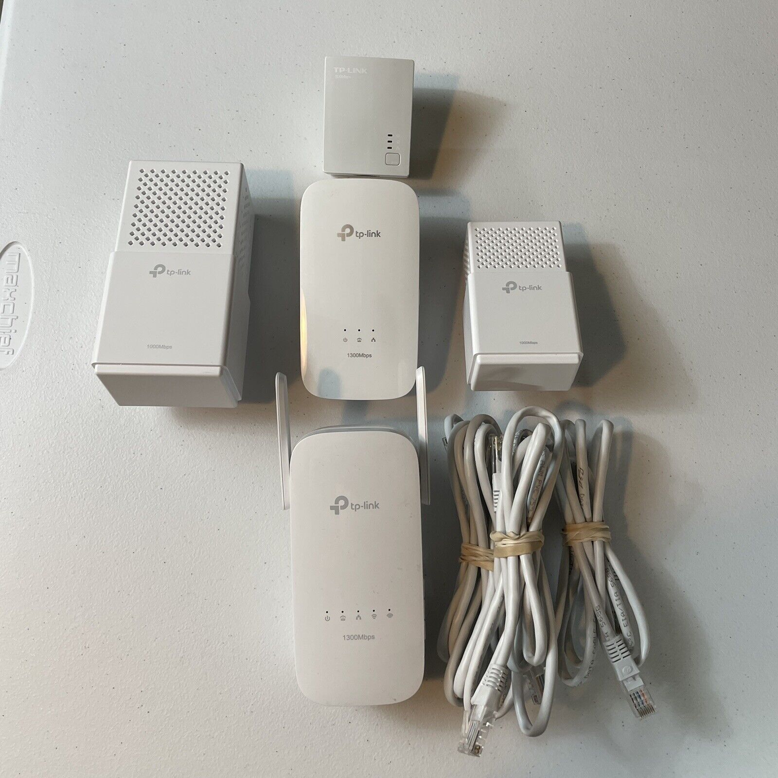 TP-LINK TL-WPA7510 Gigabit Mesh Wi-Fi Kit