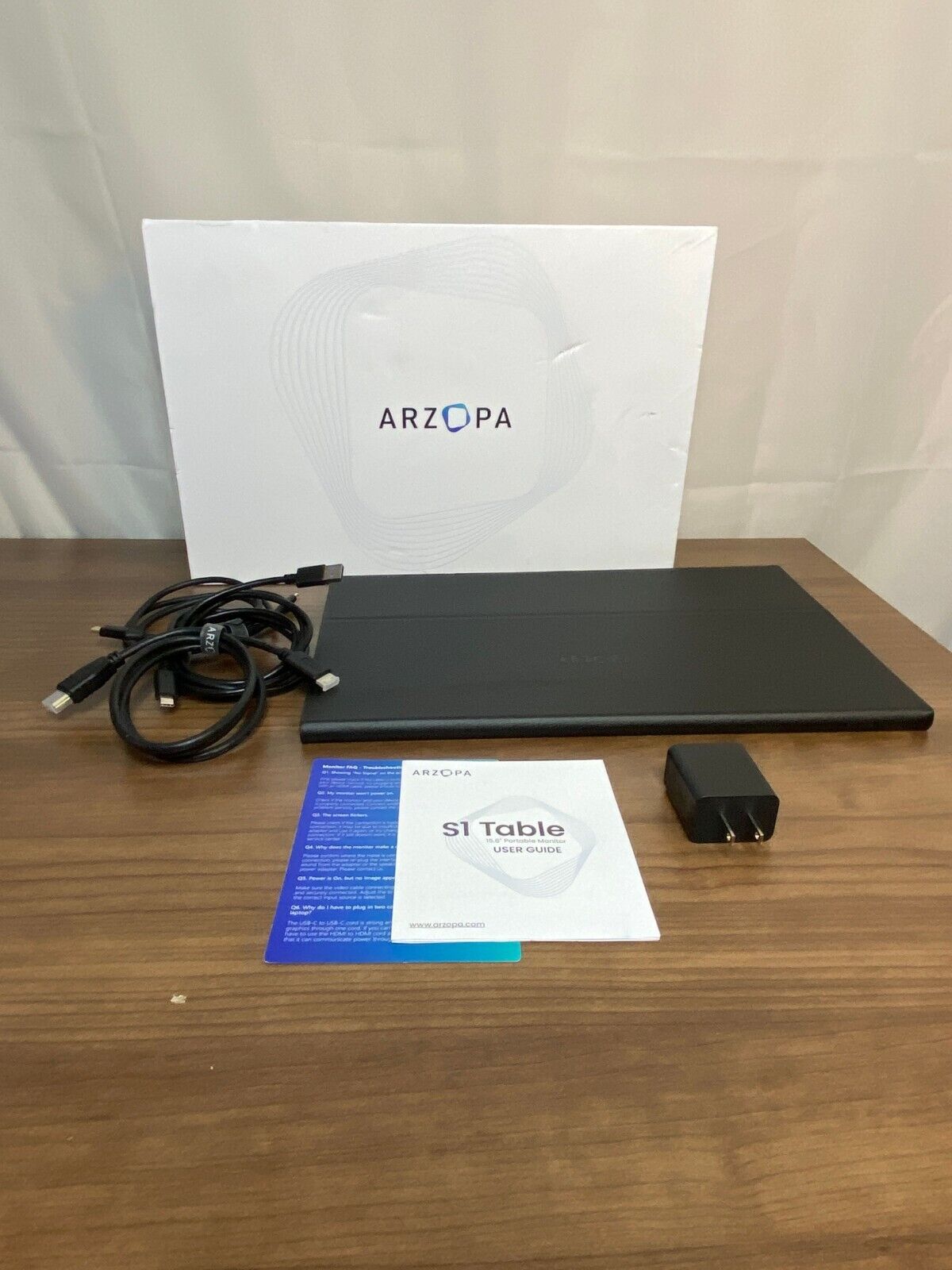 Arzopa S1 Table Black 1080p 15.6 Inch FHD Portable Monitor With Manual