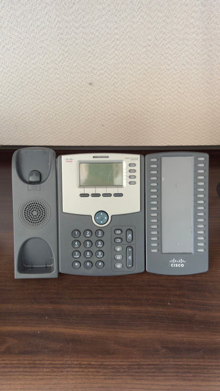 Cisco SPA 504G 4-Line, With SPA500S 32-Button Attendant Console