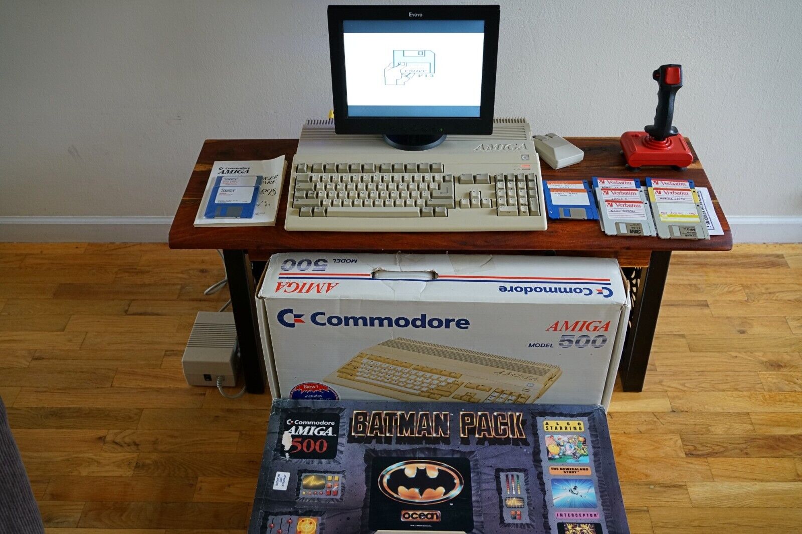 Commodore Amiga 500 Box PAL (UK) Player All Set Tested Red Eye Batman + PSU
