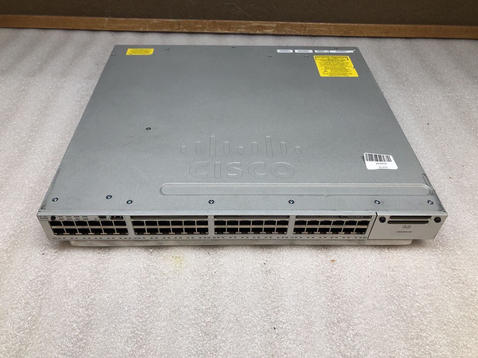 Cisco Catalyst 3850 48-port WS-C3850-48T-S V04 Ethernet Network Switch