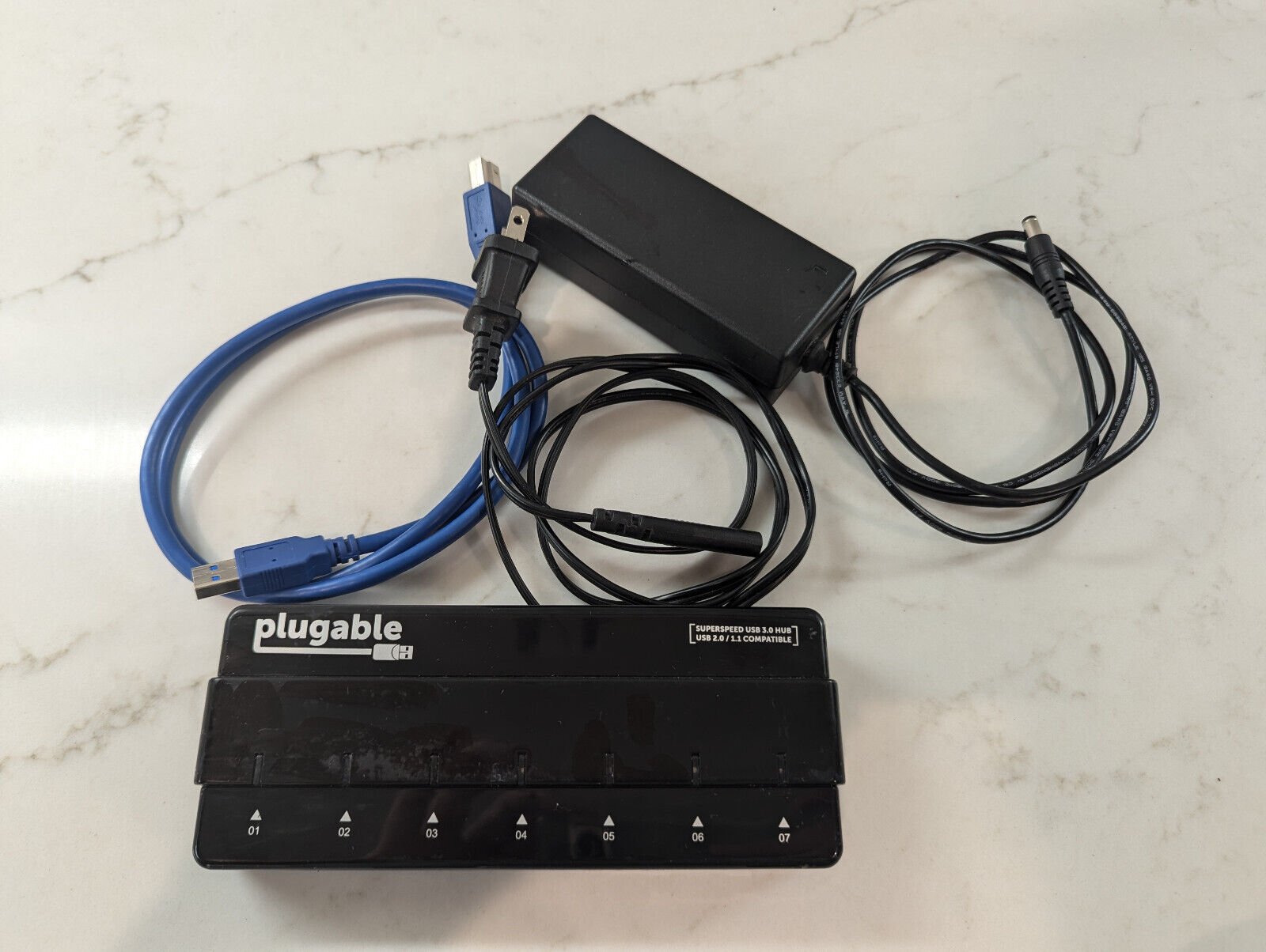 Plugable - Powered USB 3.0 7-Port Hub 