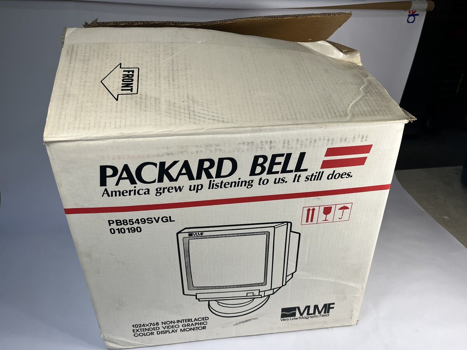 Vintage Packard Bell PB8549SVGL VGA CRT Monitor In Original Box Working