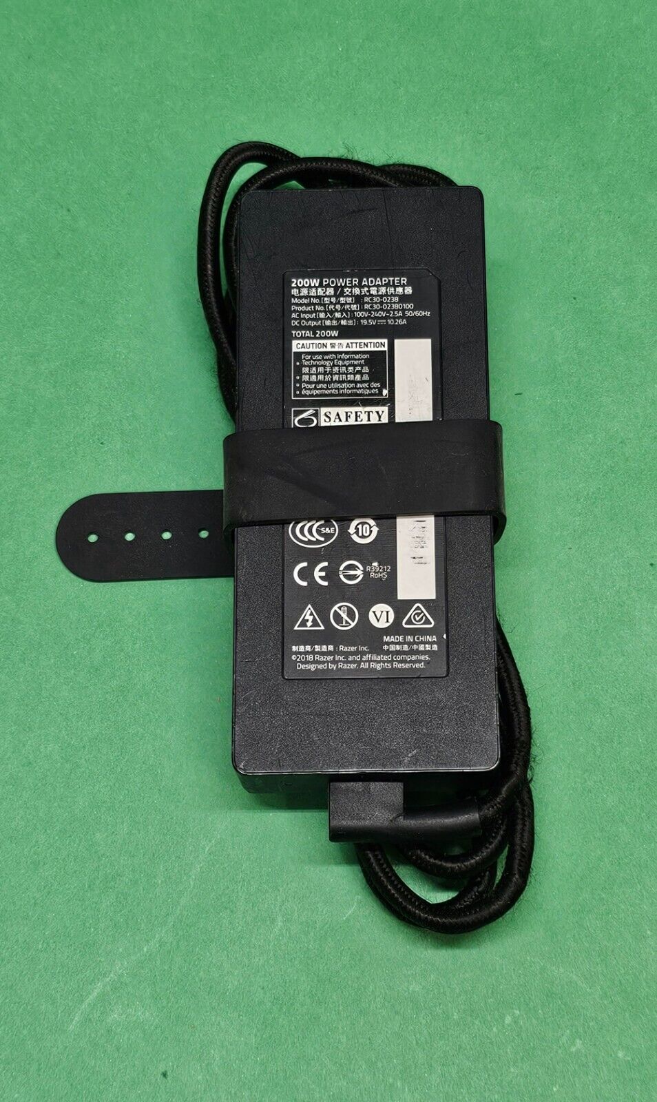 Genuine Razer Blade Laptop Power Adapter Charger 200W 10.26A 19.5V RC30-0238