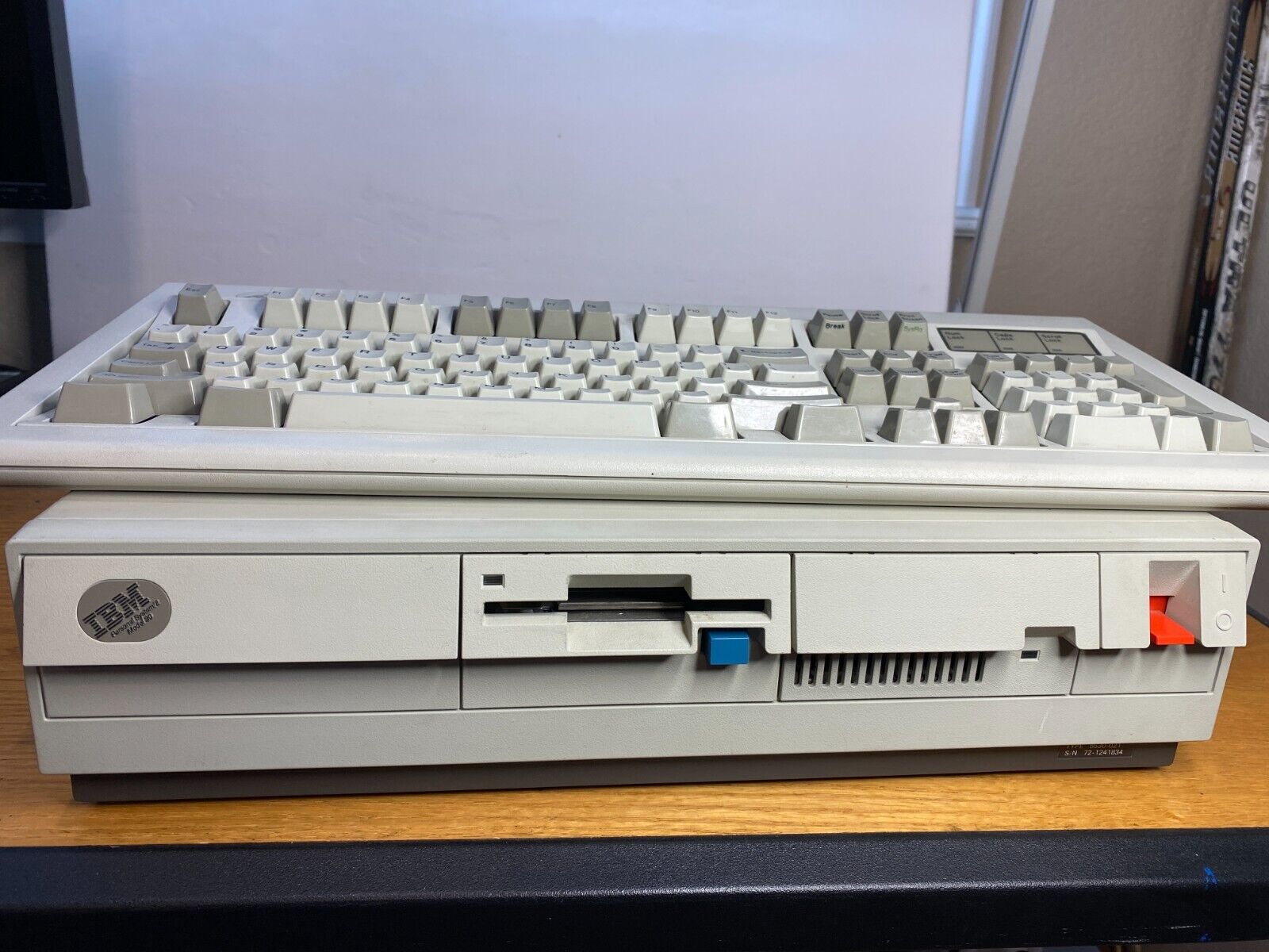 IBM Personal System PS/2 Computer Model 8530-021 20MB HDD and 8087 coprocessor