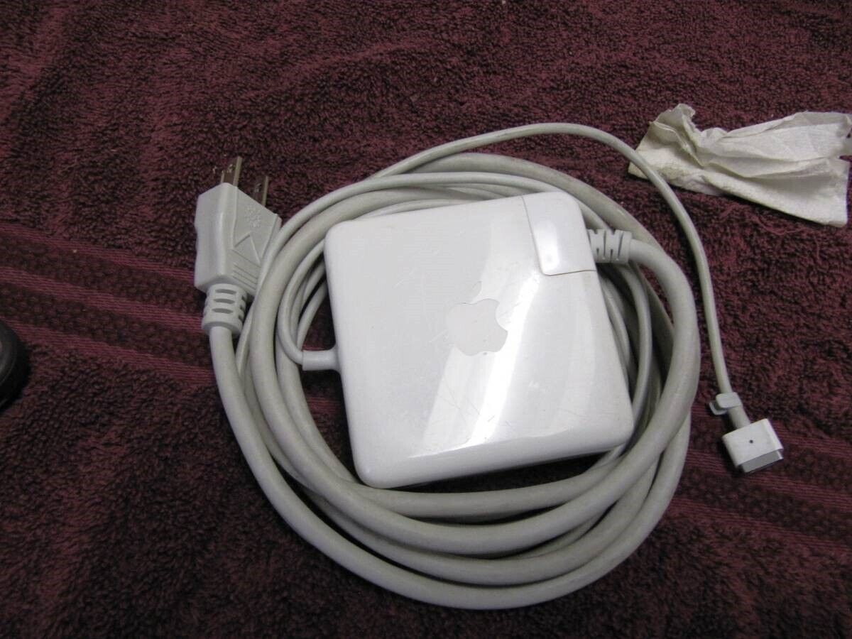 APPLE MAGSAFE 1 85W Power Adapter CHARGER A1222 15\