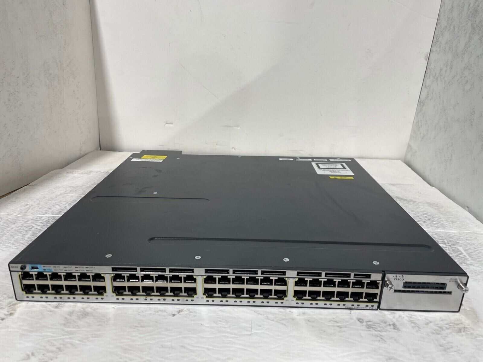 Cisco WS-C3750X-48PF-S 48-Port Gigabit IP Base Switch w/2x C3KX-PWR-1100WAC DUAL