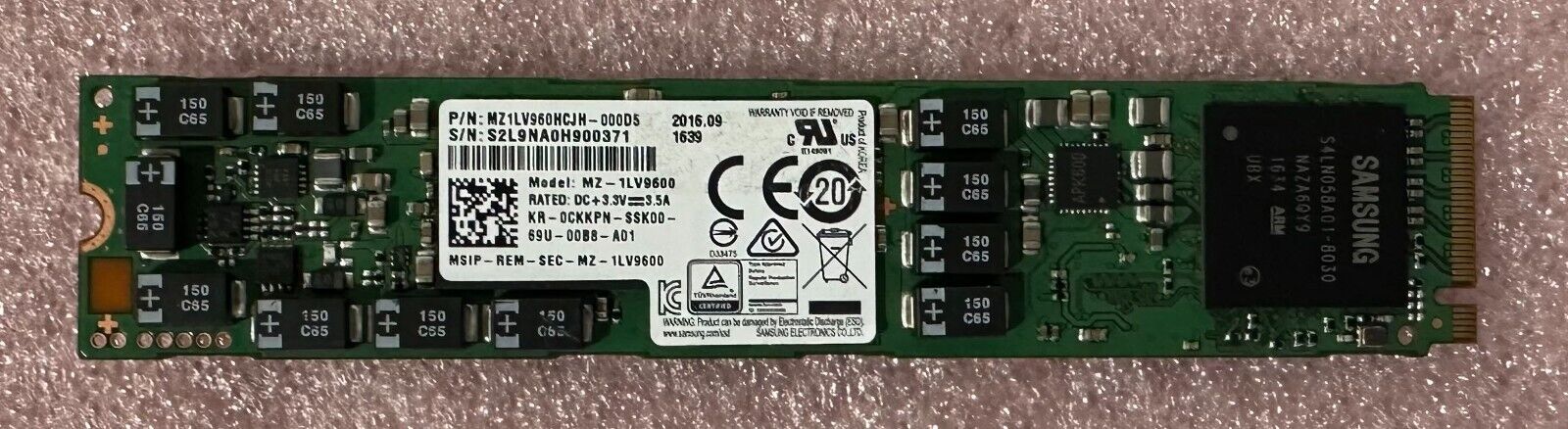 Samsung 960GB 110mm PCIe 3.0 x4 SSD MZ1LV960HCJH MZ-1LV9600