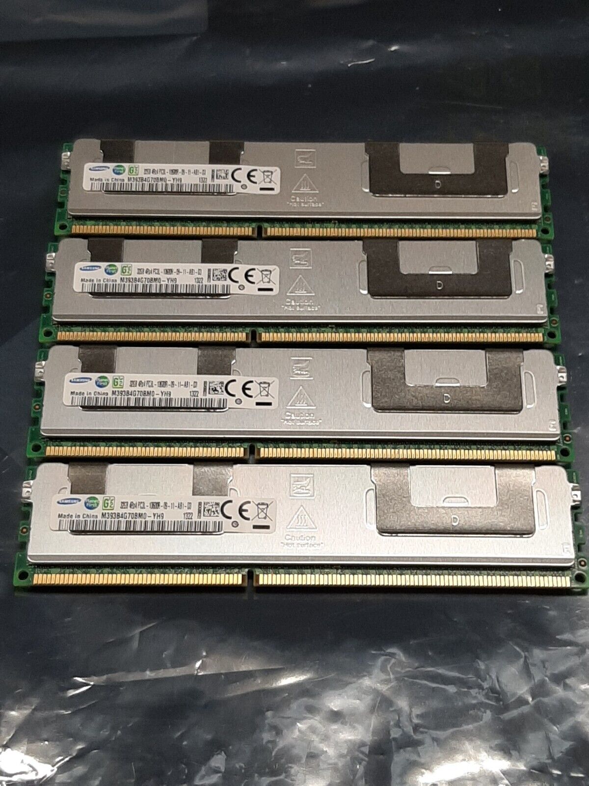 SET OF 4 - SAMSUNG 32GB M393B4G70BM0-YH9 (PC3L-10600R) SERVER RAM - 128GB TOTAL