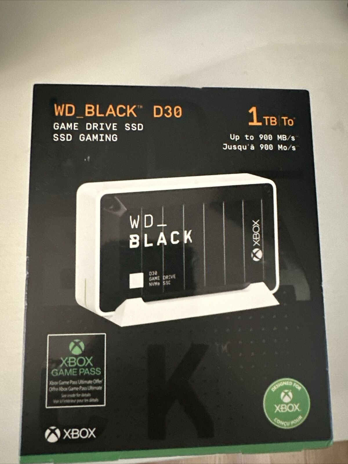 WD_BLACK D30 1TB USB-C Game Drive SSD for Xbox (WDBAMF0010BBW-WESN)