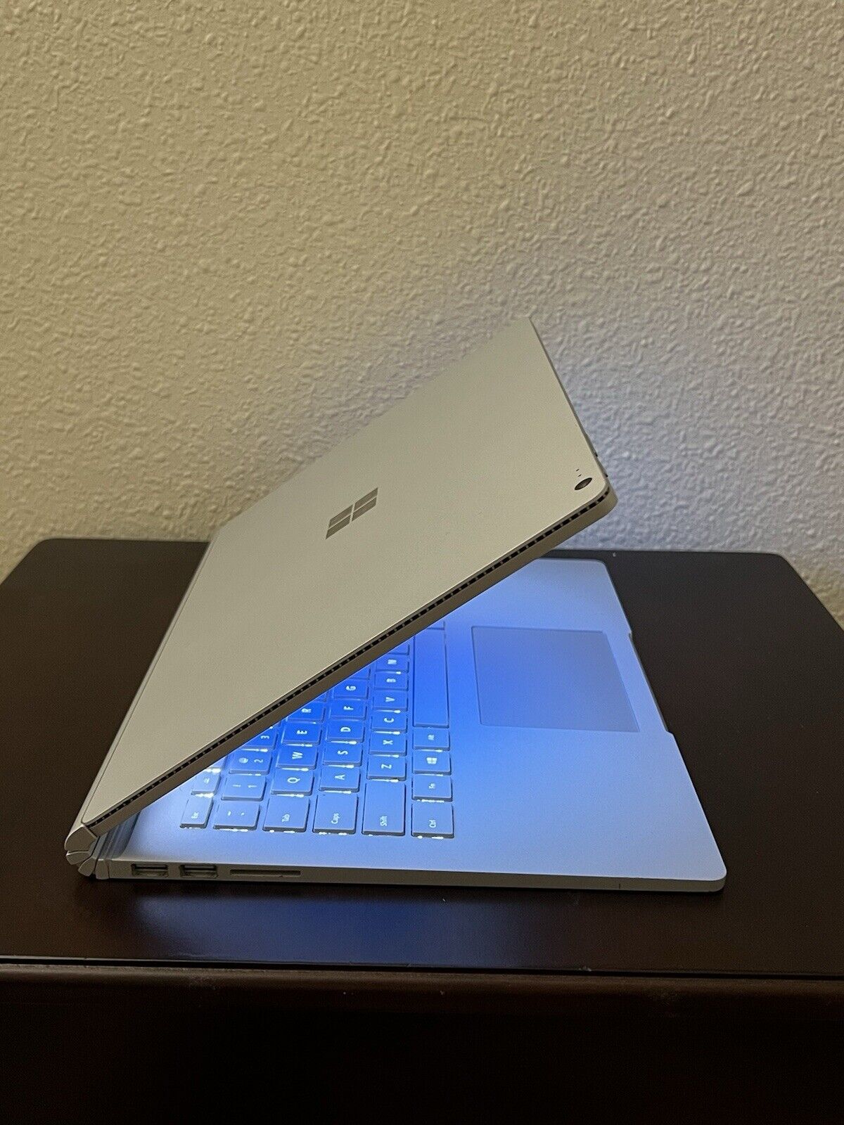 2in1 Microsoft Surface Laptop, TouchScreen, Core i5, 2.5GHz. MS Office Included.