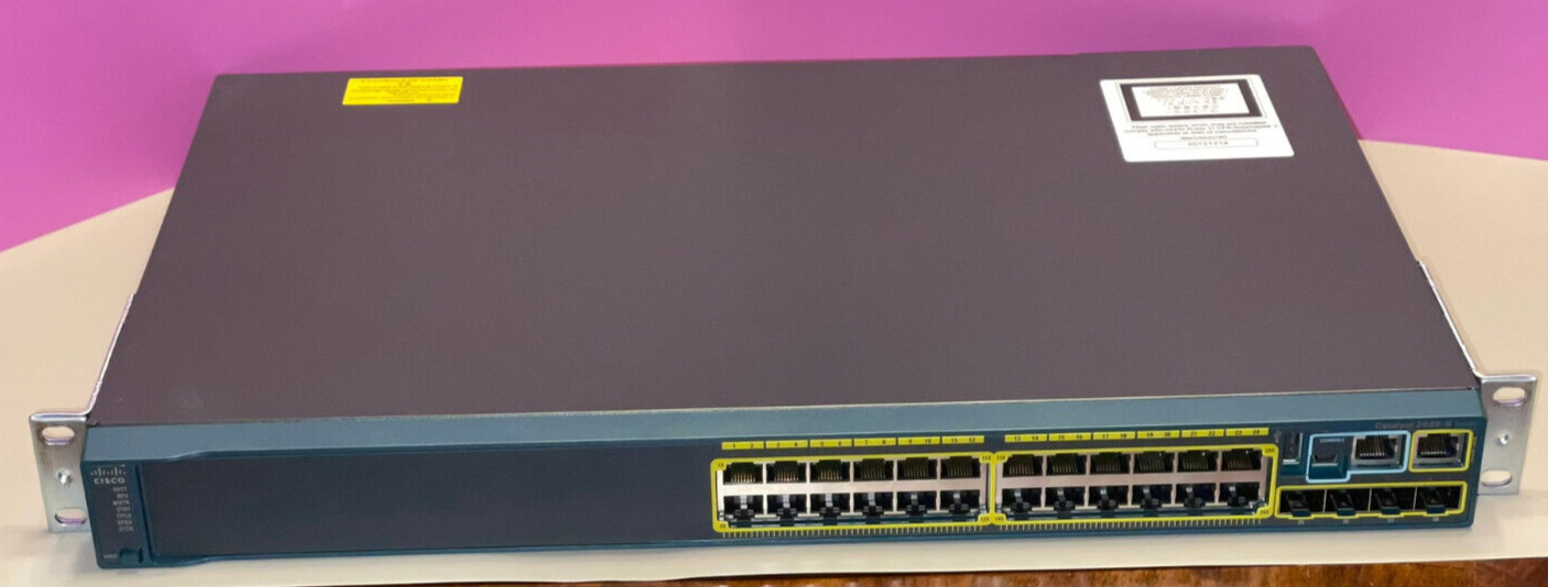 Cisco  Catalyst (WS-C2960S-24TS-L) 24-Ports Rack-Mountable Switch Managed