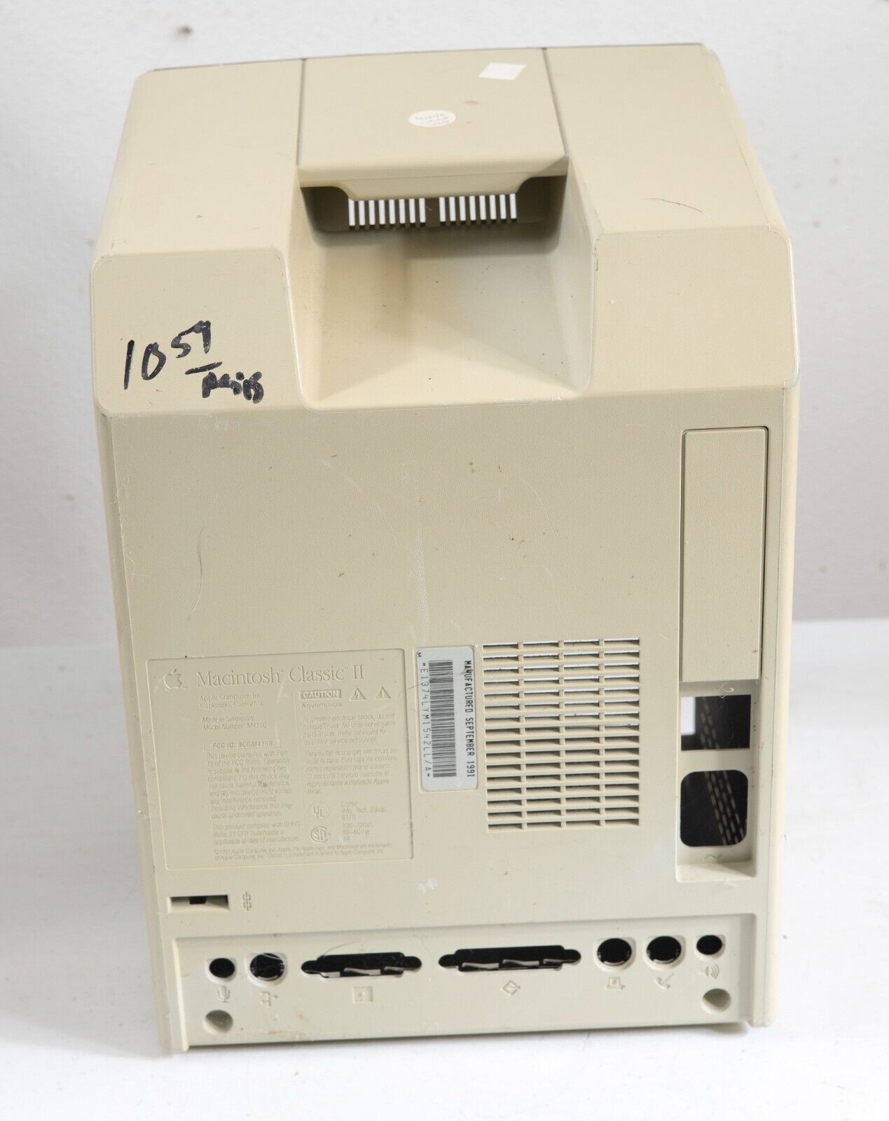Vintage Macintosh Classic II Case Housing M4150 rear