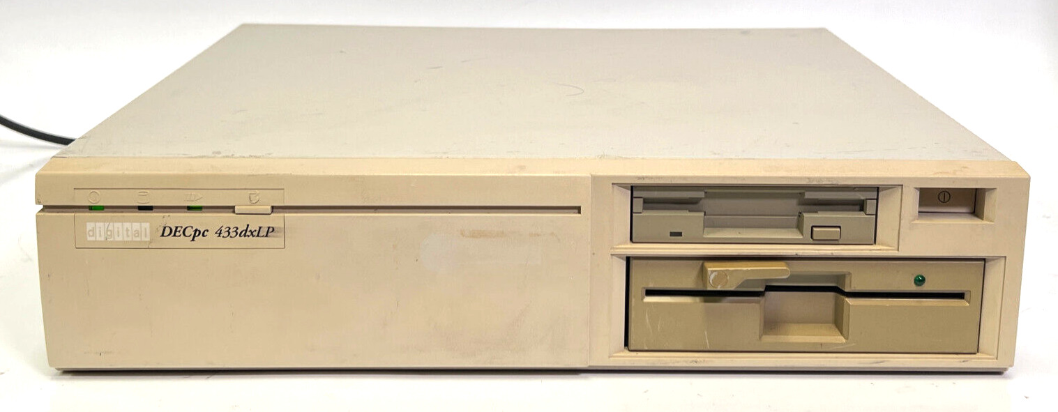 Vintage Digital 743 Computer DECpc 433dxLP PC 1980s IBM Intel i486 DX