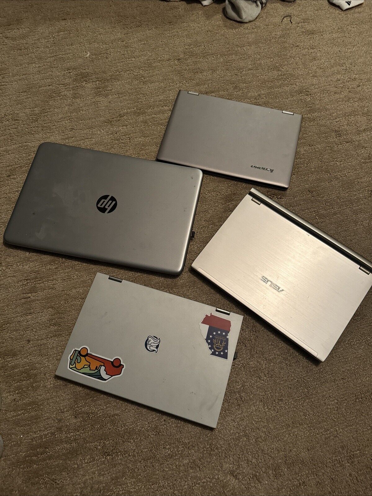 Lot Of 4 Working Laptops (no chargers)