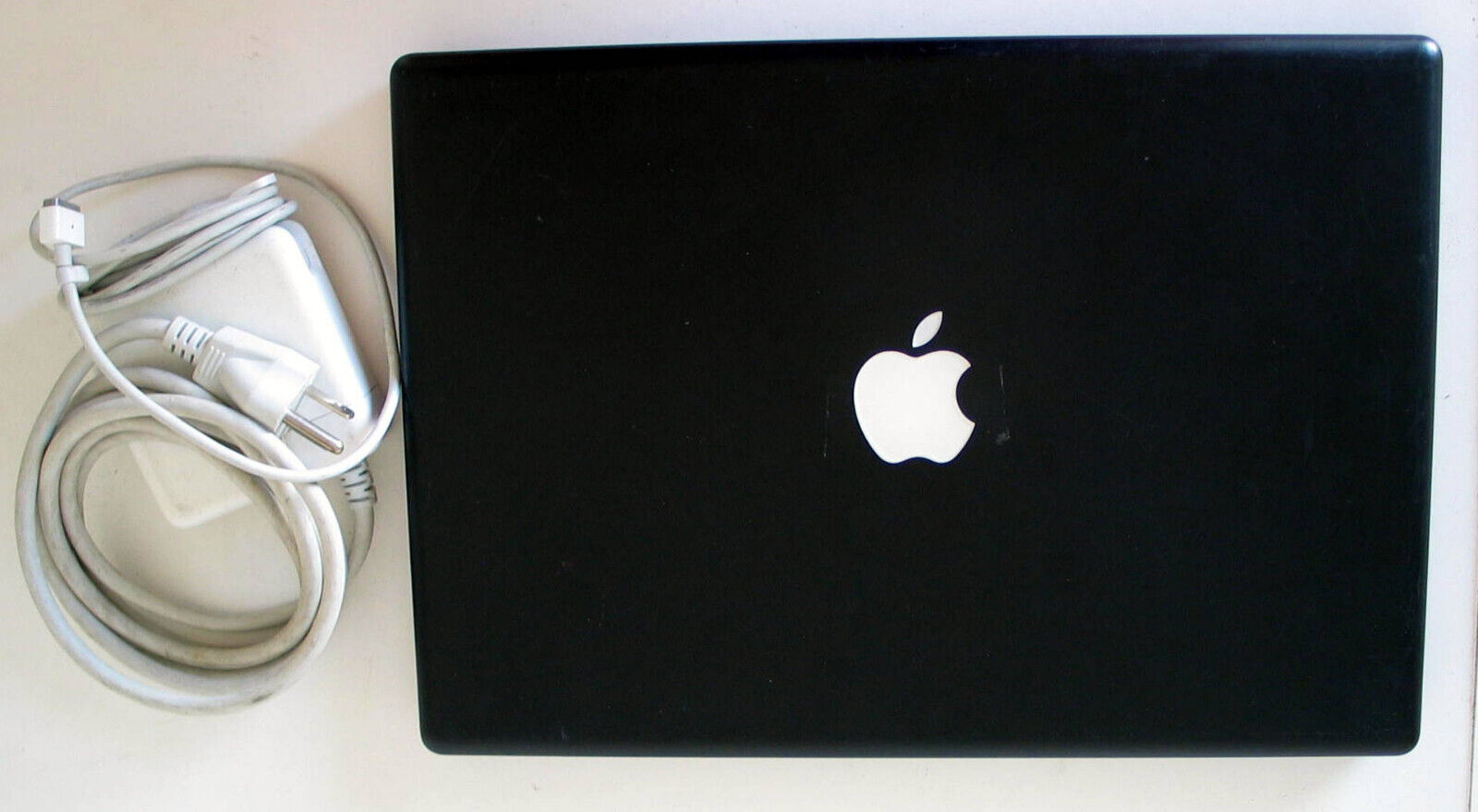 3 Apple Notebooks/Laptops w/adapters: iBook A1133 $129, M6497 $59 + Macbook $159