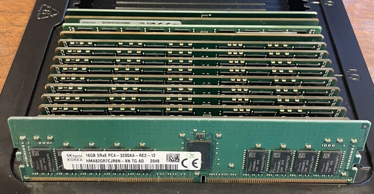 (Lot of 18) Mixed Brands 16GB DDR4 Registered Server Memory RAM