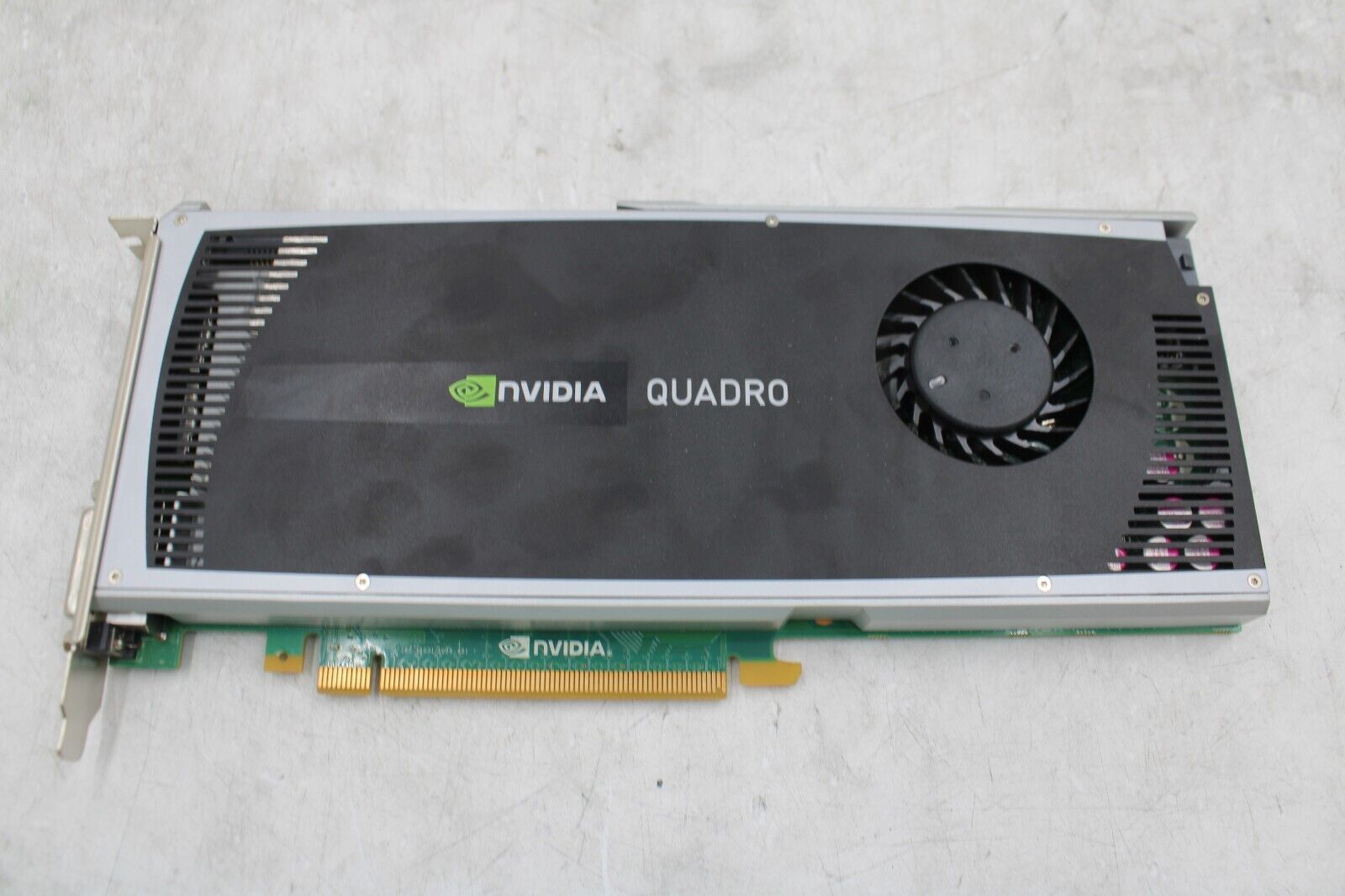 Nvidia Quadro 4000 2GB GDDR5 PCI-E Dual Display Port Video Graphics Card