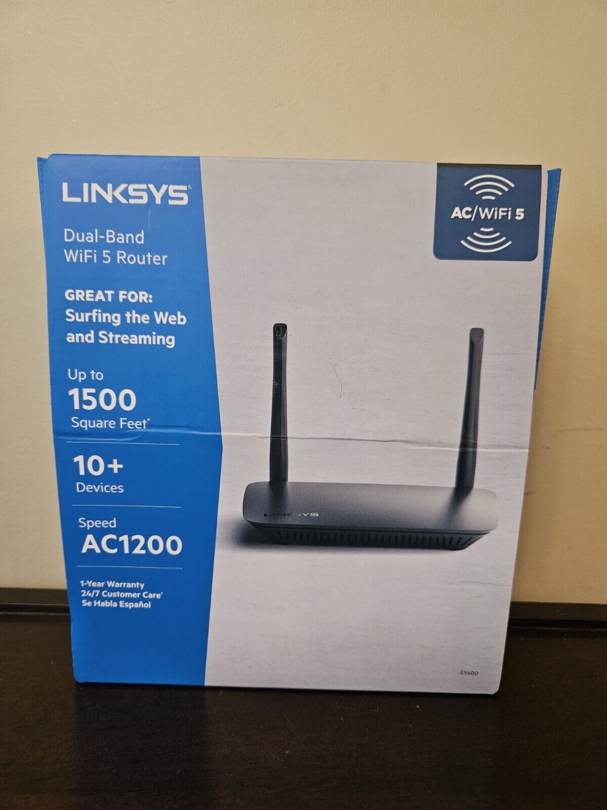 Linksys E5400 WiFi Router Dual-Band AC1200 WiFi