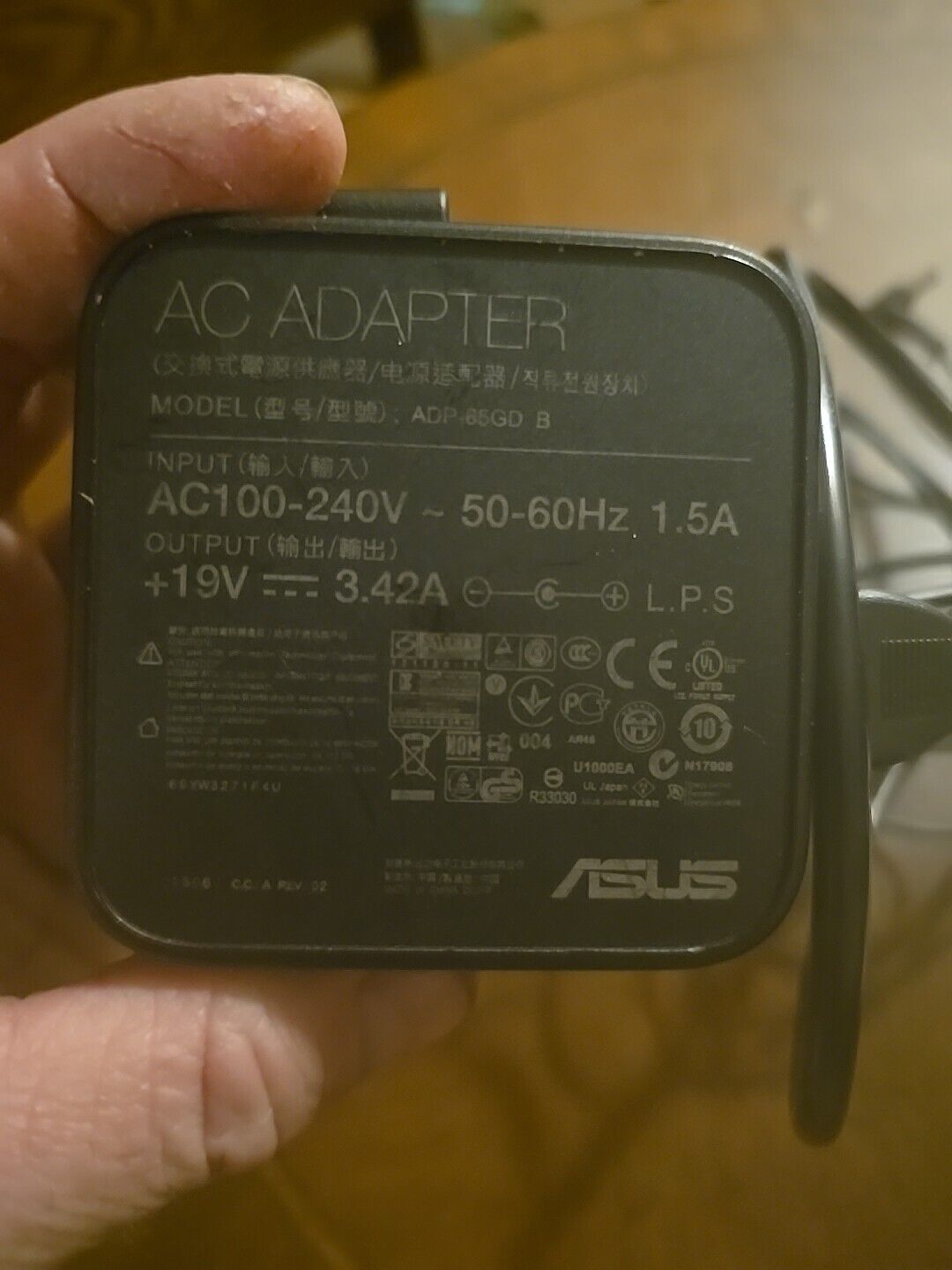 Genuine Asus ADP-65GD D AC Adapter Output: 19V-3.42A 65W