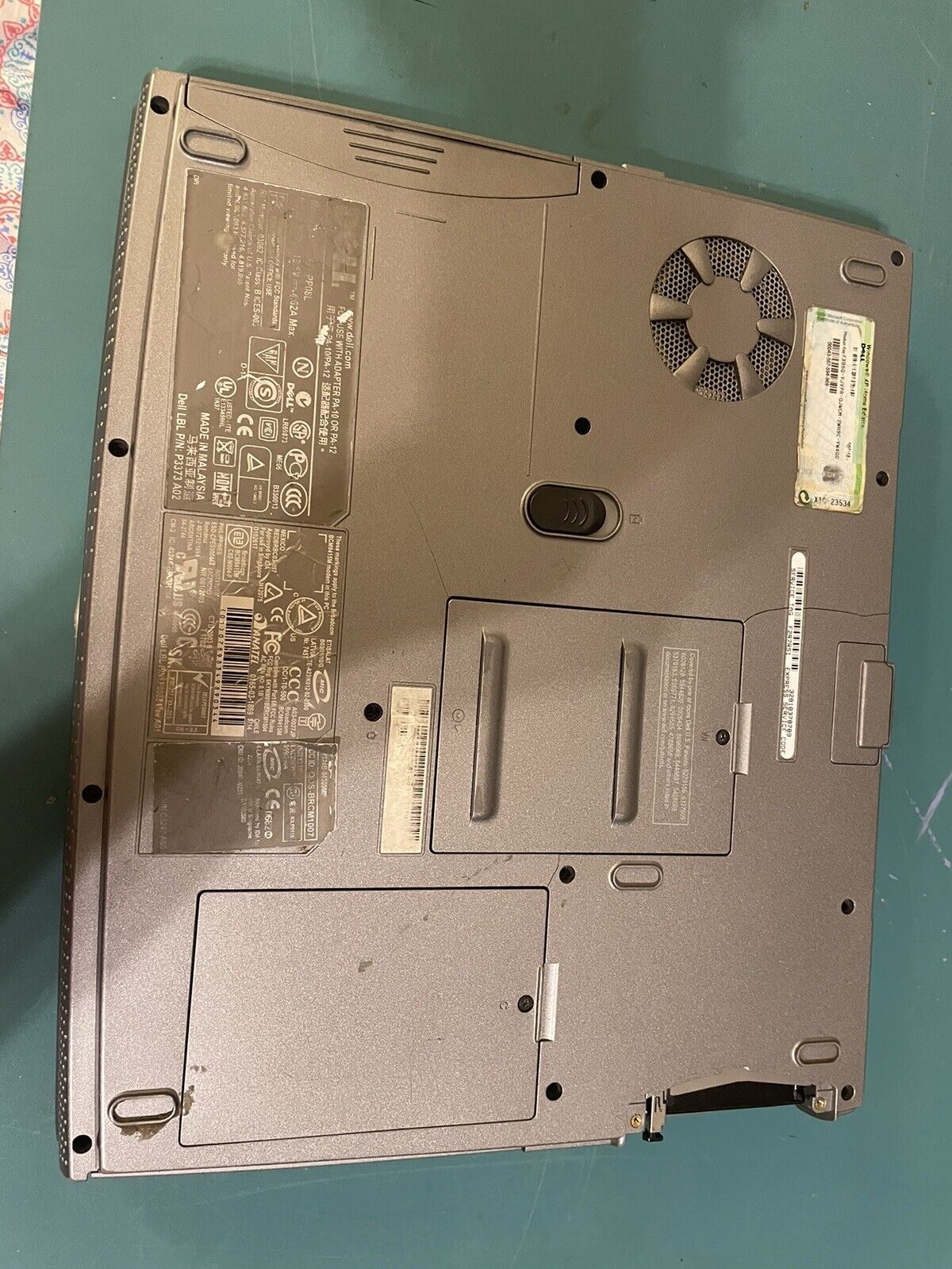 LOT OF 2 Broken Laptops HP DELL Parts Or Repair