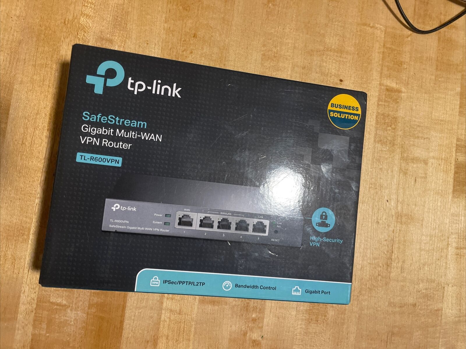 TP-LINK TL-R605 SafeStream Gigabit Multi-WAN VPN Router