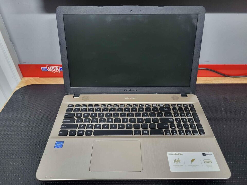 Asus R541N VivoBook Max Laptop / Windows 10