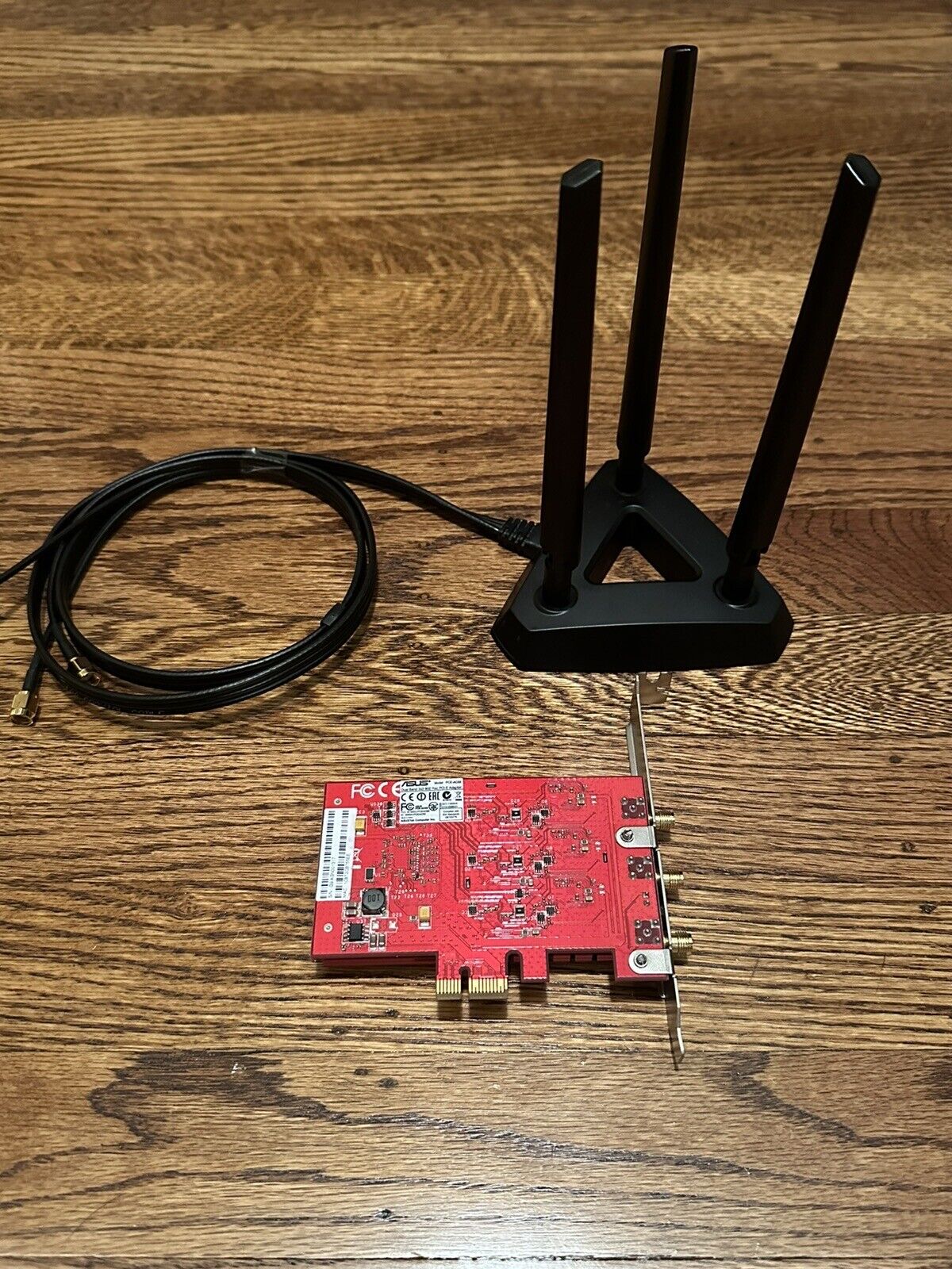 ASUS (PCE-AC68) Dual-Band Wireless-AC1900 PCI-E Adapter & Tower *Working*