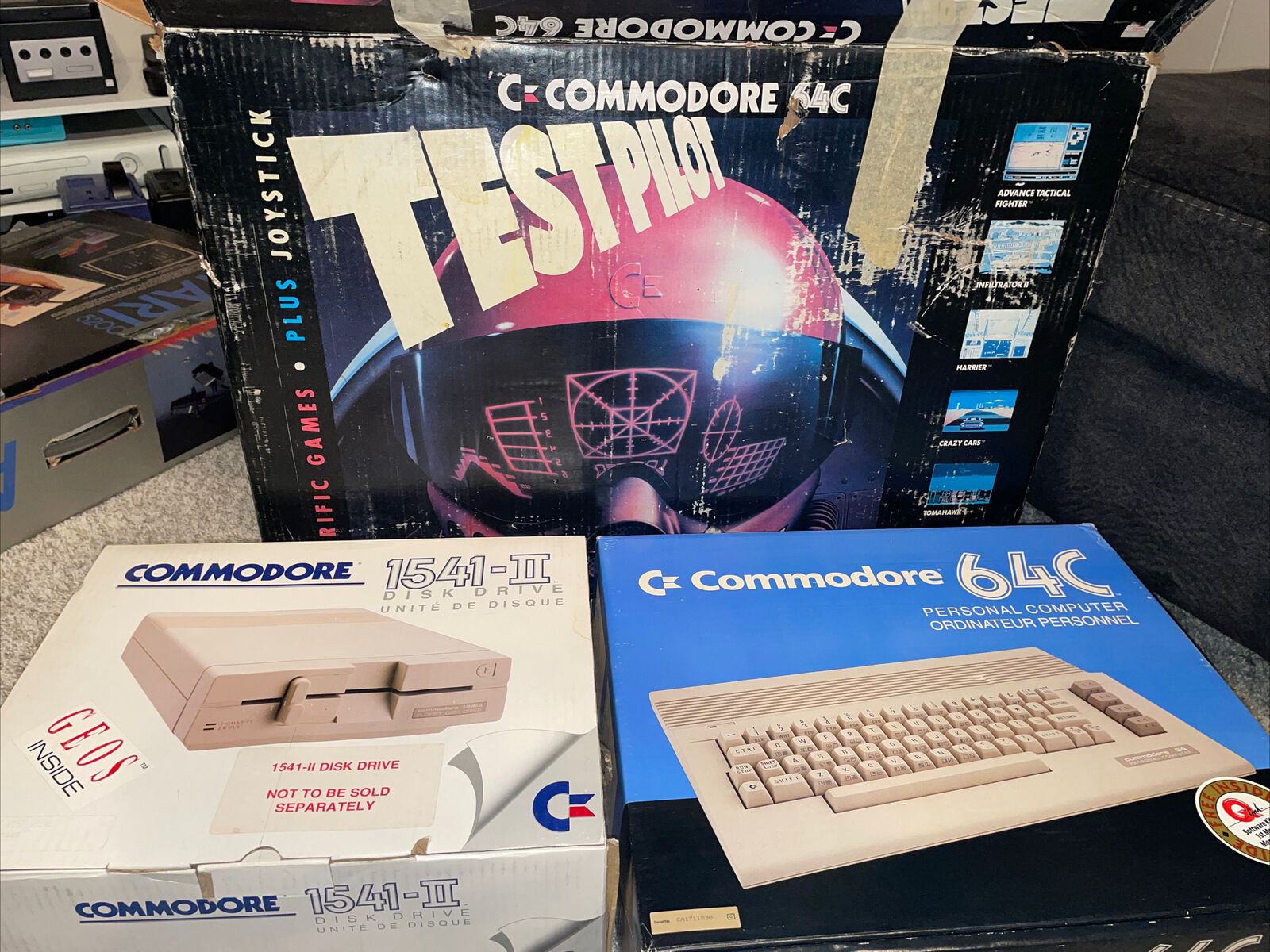 Commodore 64C Test Pilot System Complete in Big Box w/Games & Manuals Powers On
