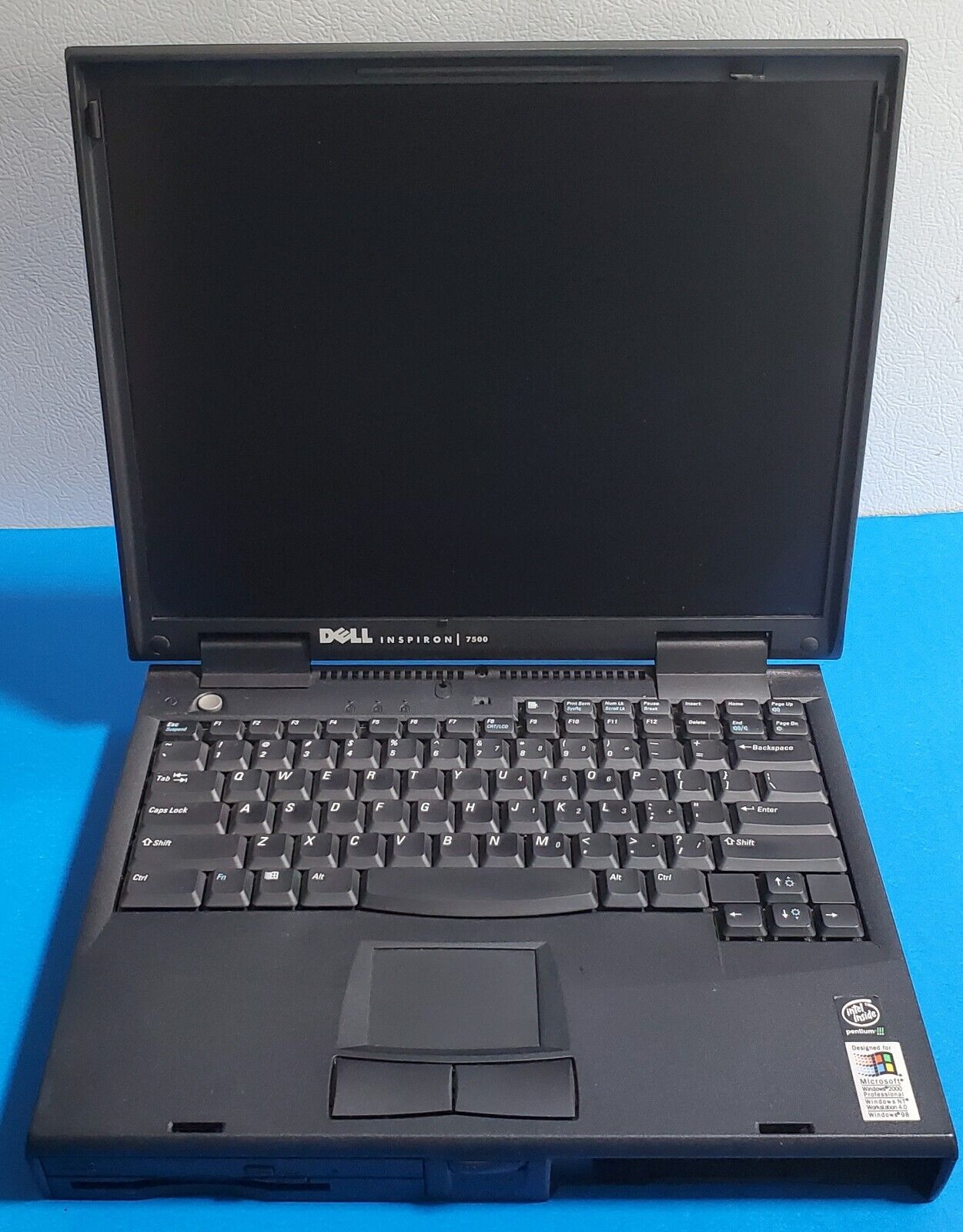 Dell Inspiron 7500 Model PPI Vintage Laptop Pentium III 15