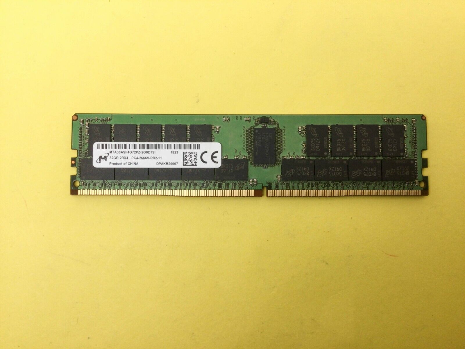 MTA36ASF4G72PZ-2G6D1 MICRON 32GB (1X32GB) 2RX4 PC4-2666V DDR4 Server Memory