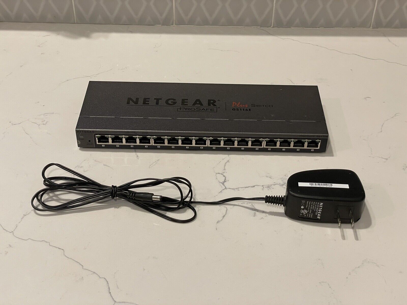 NETGEAR ProSafe Plus GS116Ev2 16 Port Gigabit Ethernet Managed Switch - WORKING