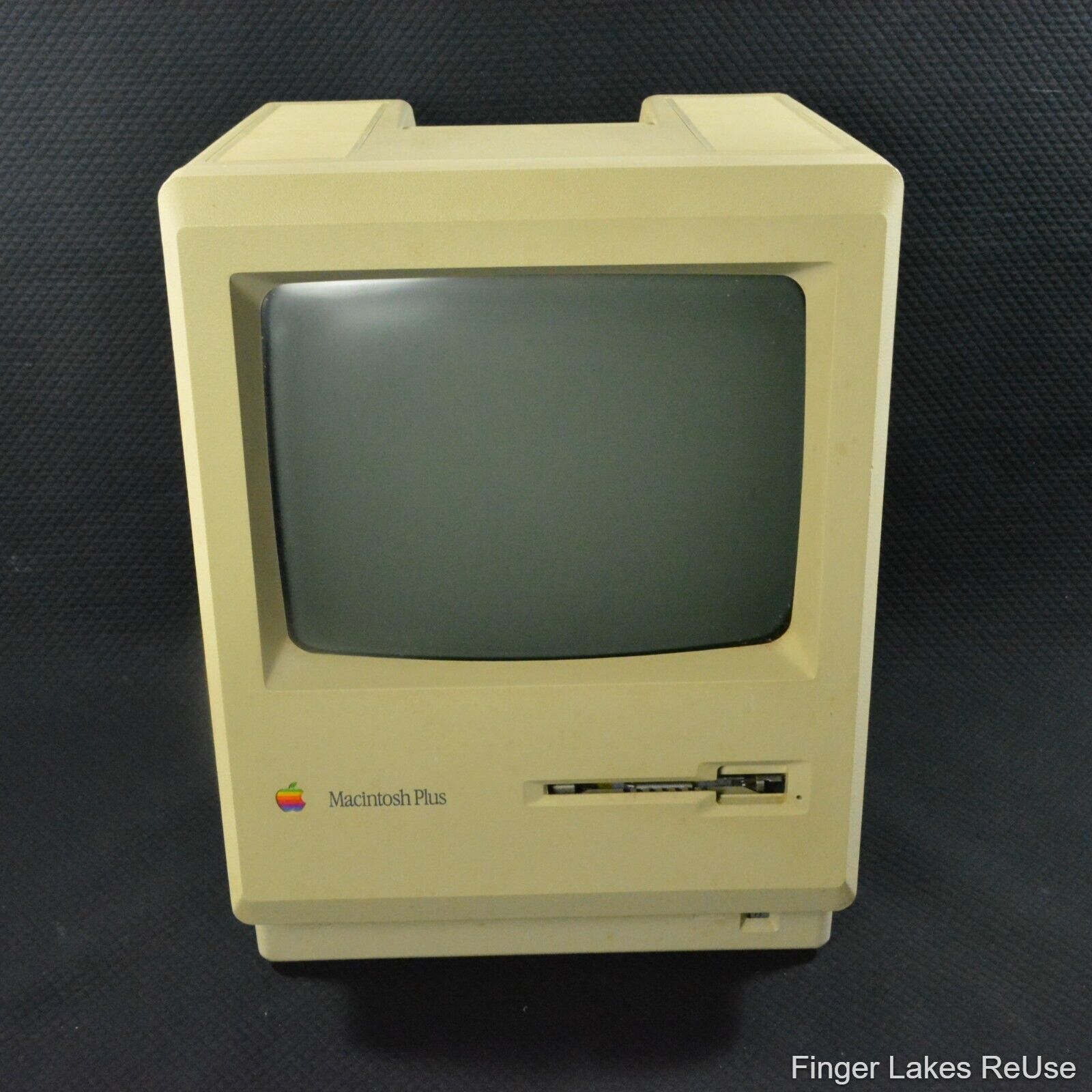 Apple Macintosh Plus 1MB  Vintage M0001A - Untested, Powers On