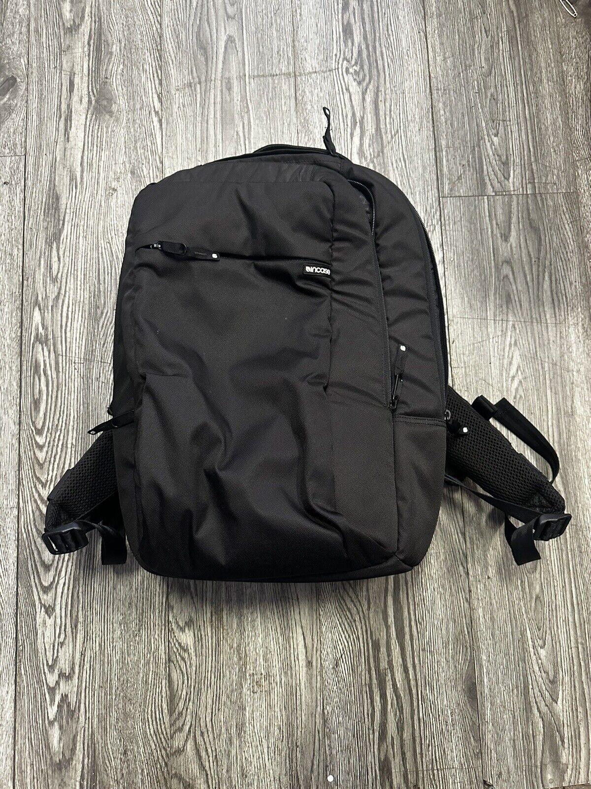 INCASE Icon Laptop Backpack Padded Black