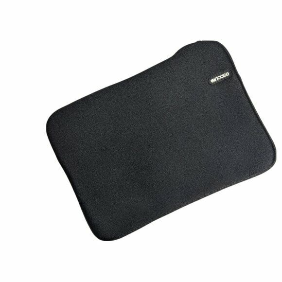 Incase Tablet / Laptop Zipper Soft Carrying Case Black