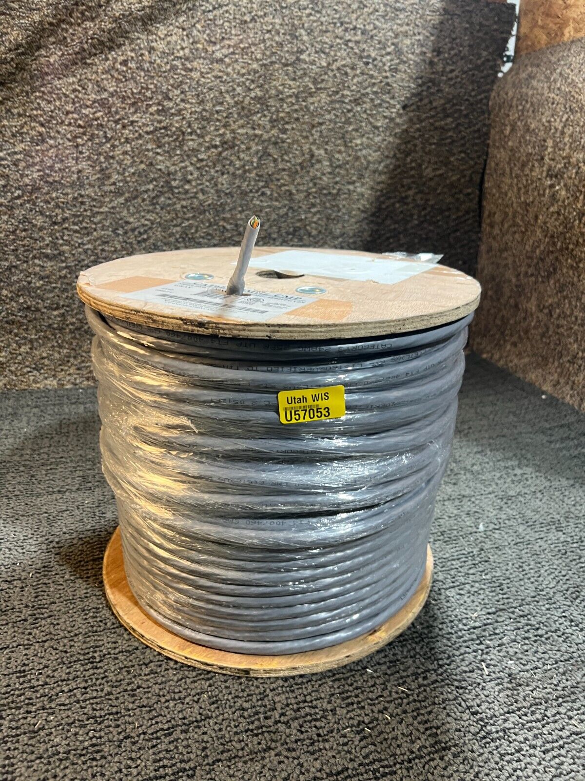 CAT6E 600MHz CMP-6E04FPGY2N Shielded Twisted Communication Cable  Gray 1000ft