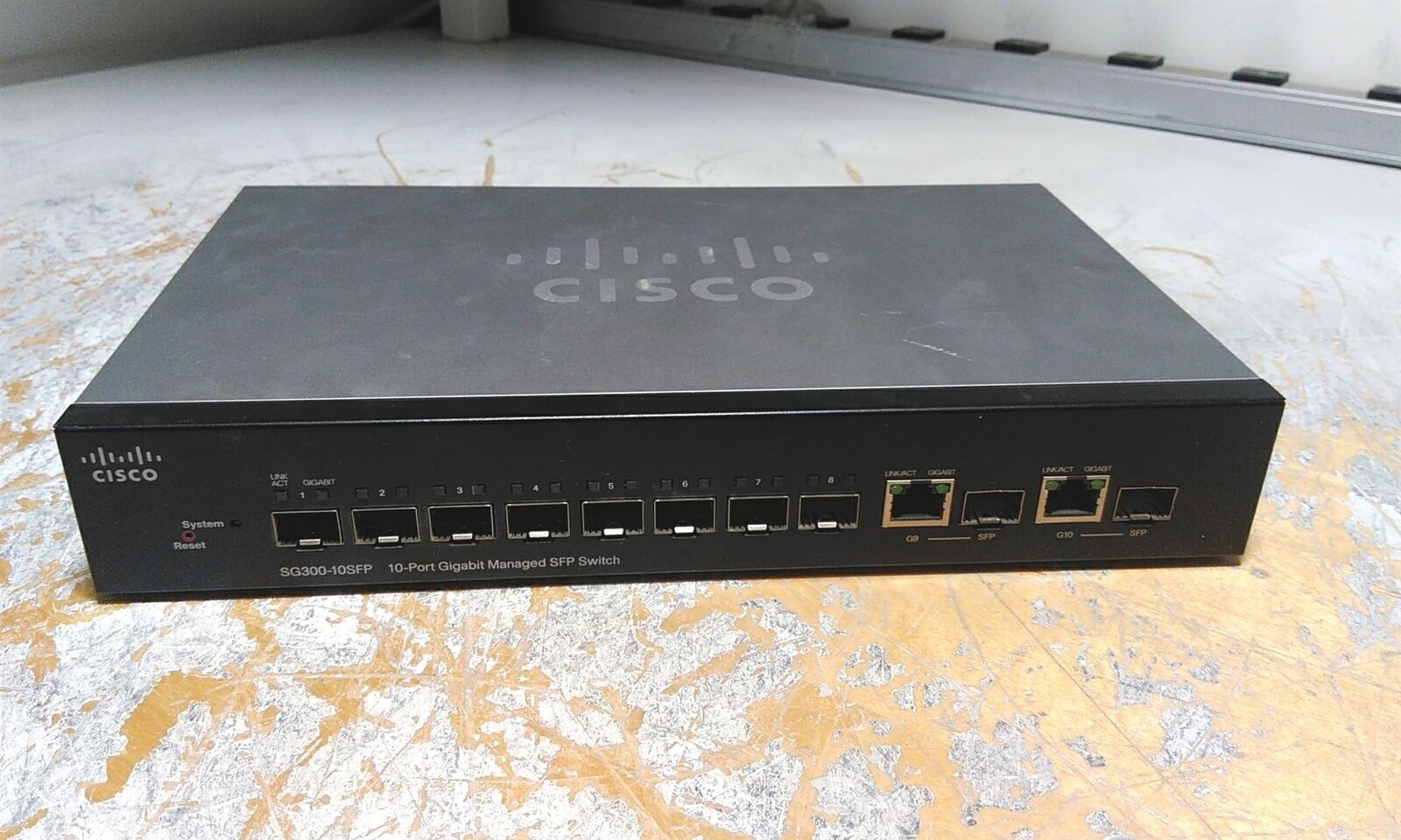 Cisco SG300-10SFP 10 Port Gigabit Managed SFP Switch No PSU 