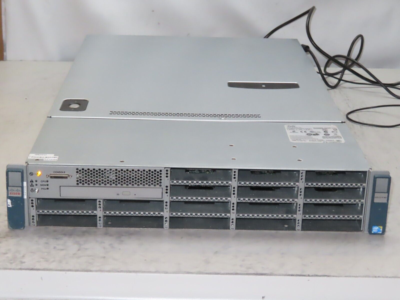 Cisco UCS C210 M2 - X5650 -  2.7GHz 48GB RAM - 8i *No HDD*