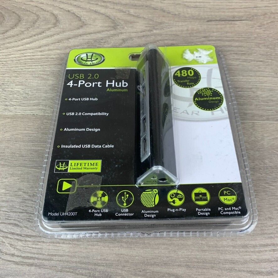Gear Head Energy Saving 4-Port USB 2.0 Hub Black/Silver