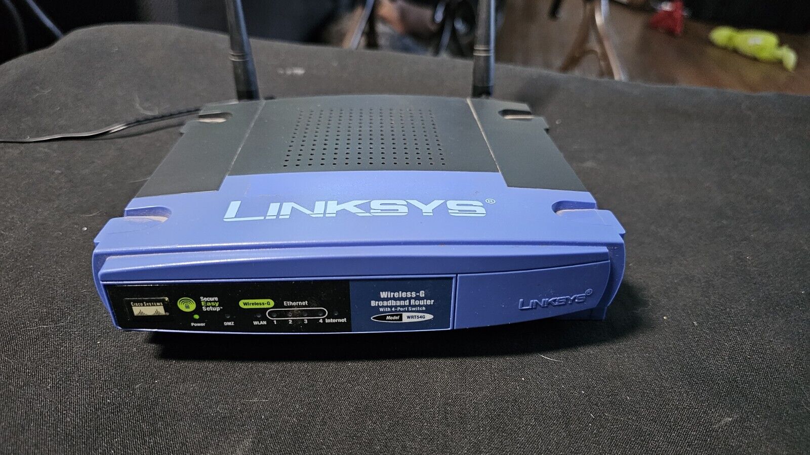 Linksys WRT54G Wireless G WiFi Router Modem 54 Mbps Broadband 2.4 GHz 4 Ports