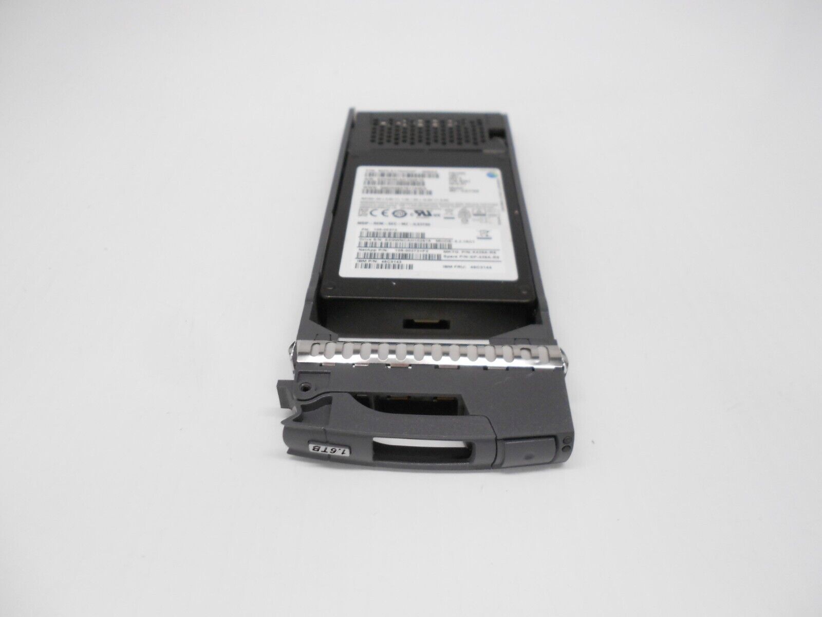 NETAPP 1.6TB SAS SSD Hard drive 12Gb/s 2.5'' 108-00372 Ds2246 Fas2552 X439A-R6
