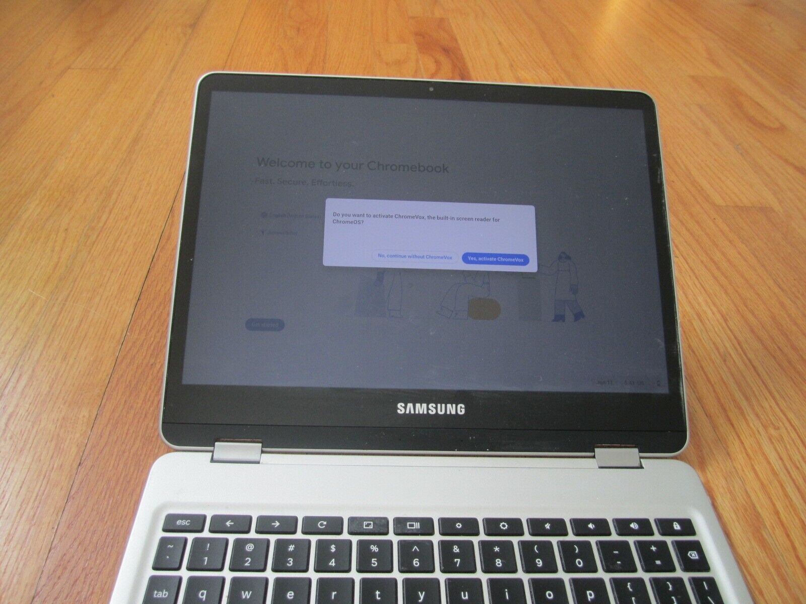 Samsung XE513C24 Chromebook Plus 2-in-1 Touchscreen Laptop  32GB