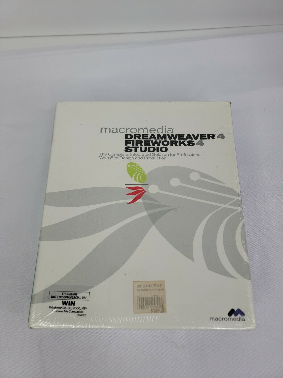 Macromedia Dreamweaver 4 Fireworks 4 Studio Website Design Sealed NIB Rare