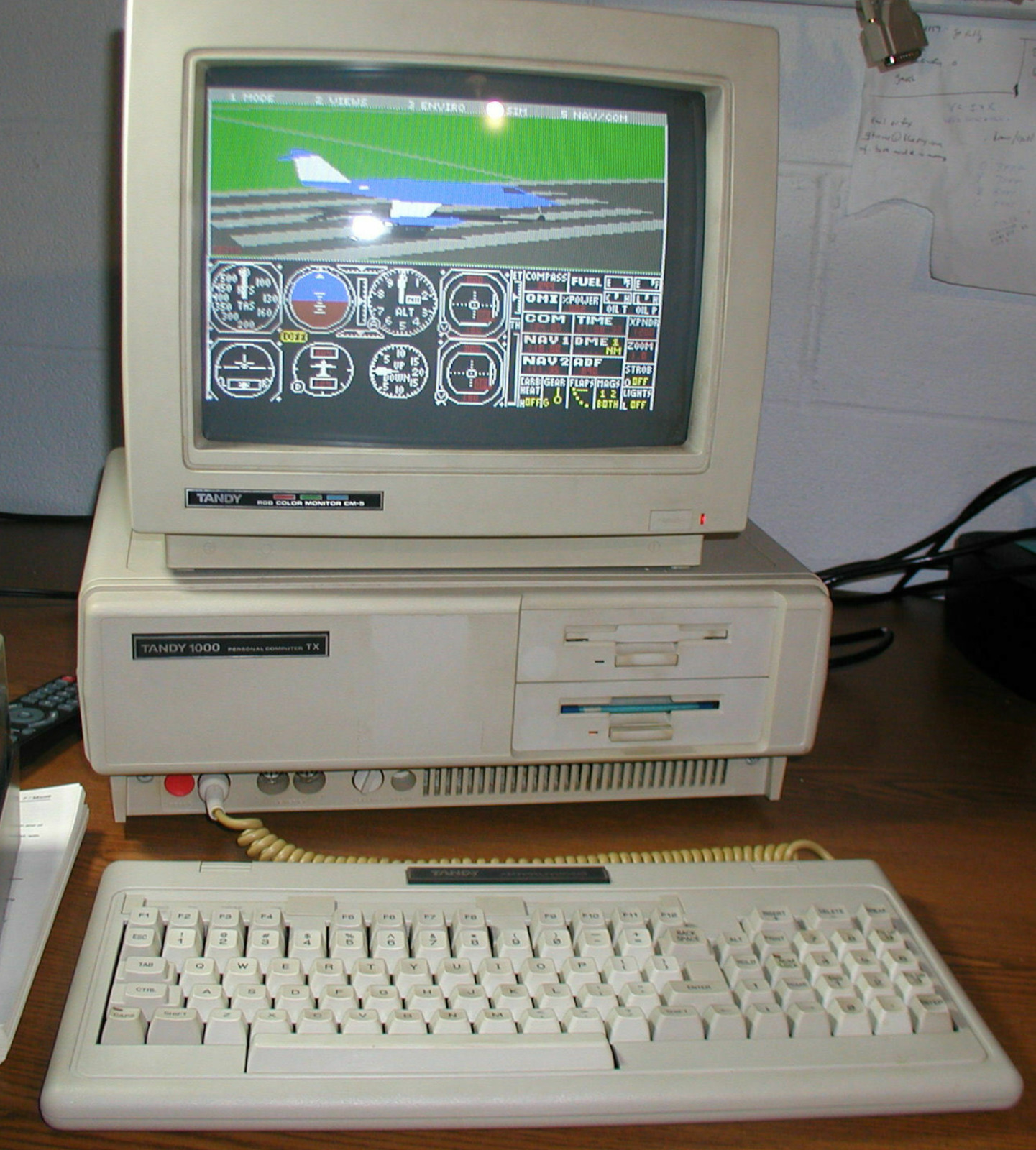 Tandy 1000 TX Boot system and Deskmate Disks / 3.5 Floppies   