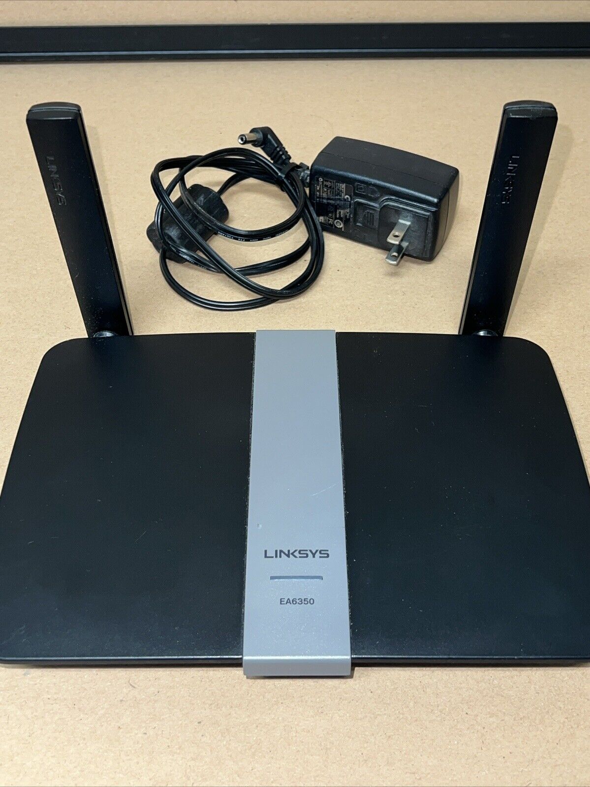 LINKSYS EA6350 V3 Dual Band Smart WiFi Gigabit Router 