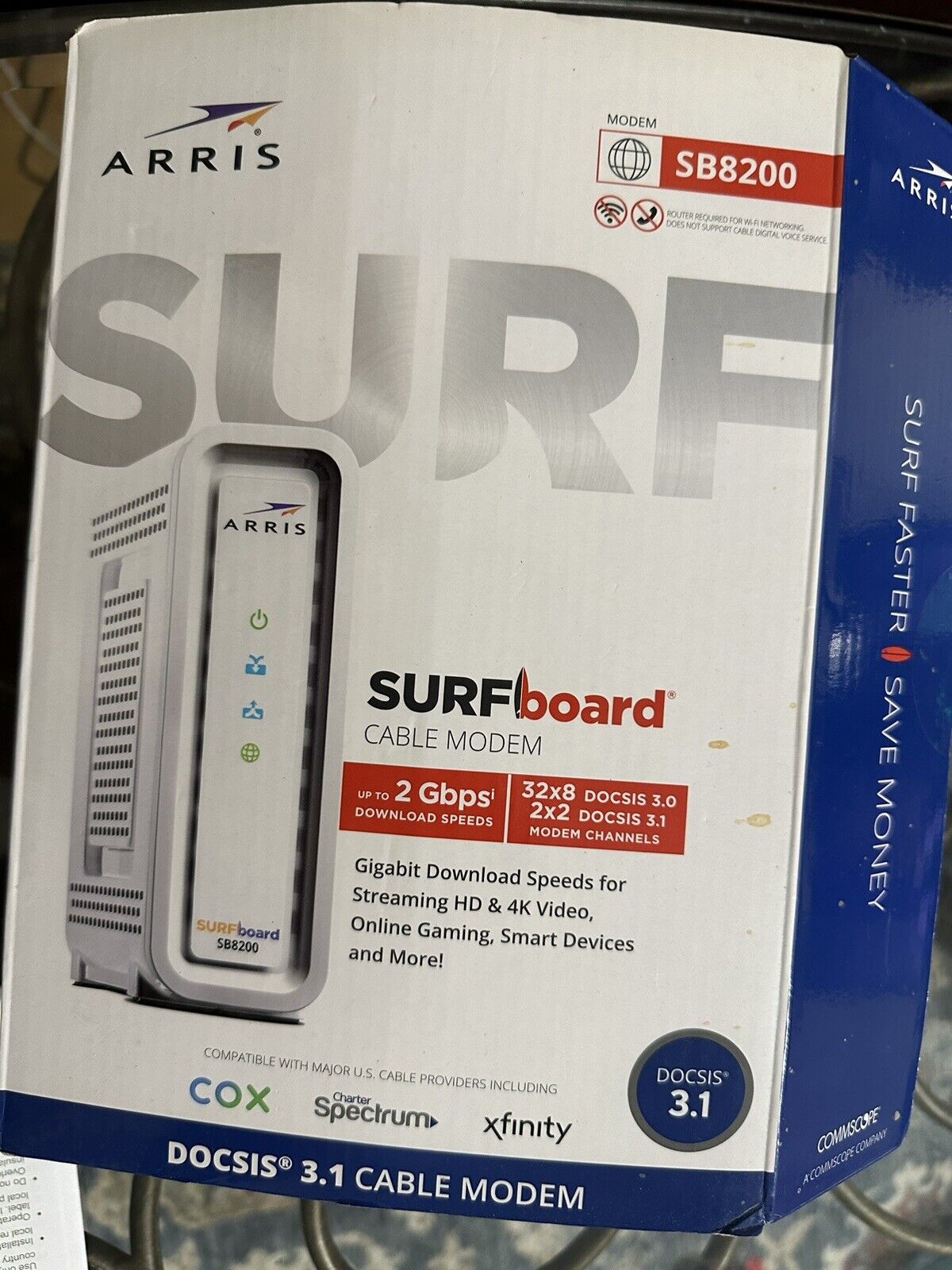 ARRIS SURFboard SB8200 DOCSIS 3.1 10 Gbps Cable Modem