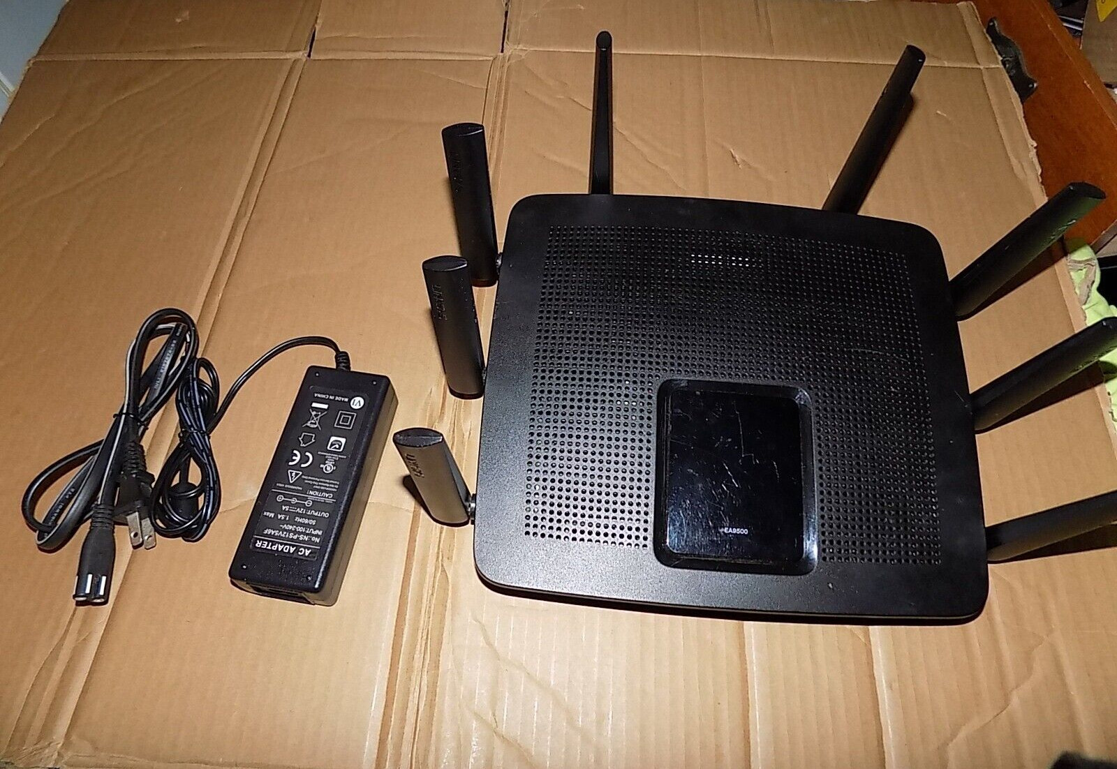 Linksys EA9500 V1.1 Max-Stream AC5400 Tri-Band WiFi MU-MIMO Gigabit Router